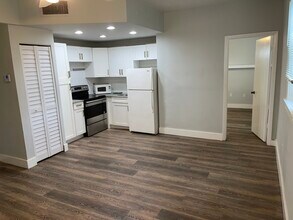 536 14th St, Unit 311 in Miami Beach, FL - Building Photo - Building Photo