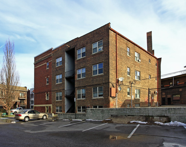 Velentia in Cleveland Heights, OH - Building Photo - Building Photo