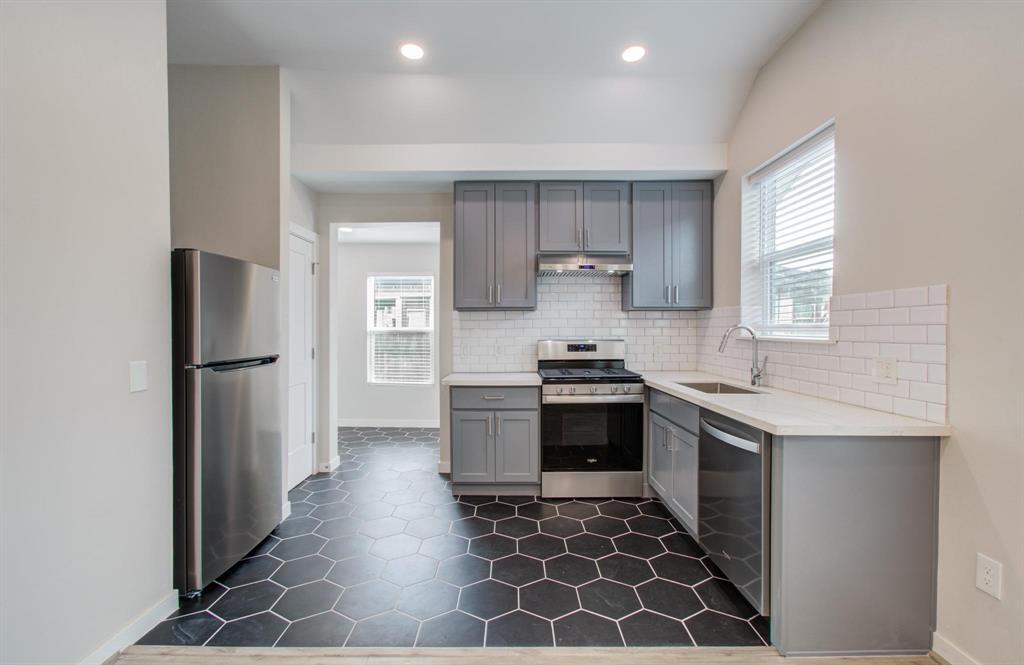 801 Richmond Ave. in Houston, TX - Building Photo