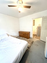 12116 Lamont Dr in Spring Hill, FL - Building Photo - Building Photo