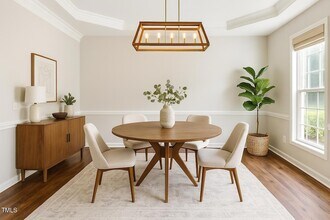 200 Worsham Dr in Chapel Hill, NC - Foto de edificio - Building Photo