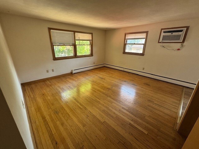 2212 Regent St, Unit #c in Madison, WI - Building Photo - Building Photo