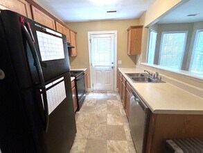 319-321 E Perry Ave in Wake Forest, NC - Building Photo - Building Photo