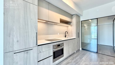 181 Sterling Rd in Toronto, ON - Building Photo - Building Photo