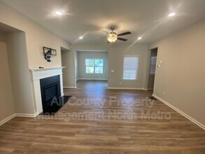 233 Commons Ave in Woodstock, GA - Building Photo - Building Photo