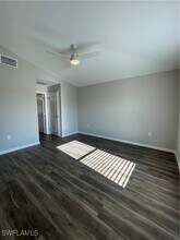 1617 NW 6th Ave in Cape Coral, FL - Foto de edificio - Building Photo