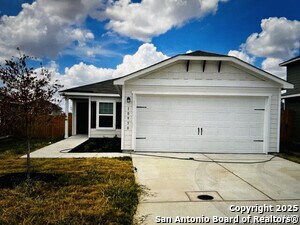 10930 Chatham Ct in Converse, TX - Building Photo
