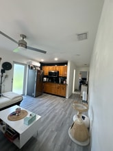 5140 NE 3rd Ave in Fort Lauderdale, FL - Building Photo - Building Photo