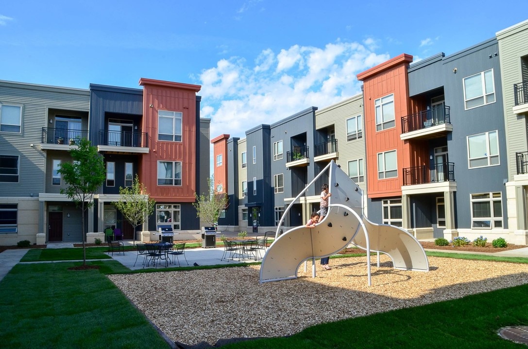 Pinney Lane Apartments in Madison, WI - Building Photo