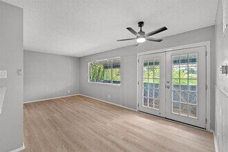 8903 Parkfield Dr in Austin, TX - Building Photo - Building Photo