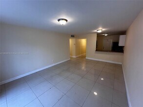 15201 NE 6th Ave in Miami, FL - Building Photo - Building Photo