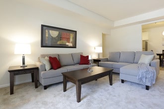 Henderson Square Luxury Apartments in King of Prussia, PA - Building Photo - Interior Photo
