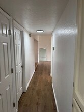 3056 Jason Wy in Medford, OR - Foto de edificio - Building Photo