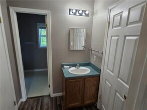 5008 Old Yorkville Rd in Dallas, GA - Building Photo - Building Photo