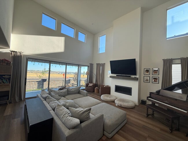 property at 6297 E 143rd Ave