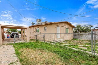 209 N Seville Dr in El Paso, TX - Building Photo - Building Photo