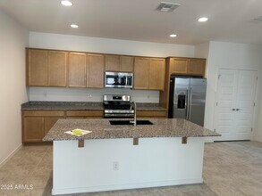 9938 W Piccadilly Rd in Avondale, AZ - Building Photo - Building Photo