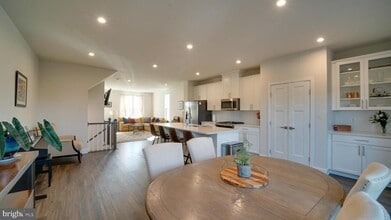 2630 Jetstream Rd in Herndon, VA - Building Photo - Building Photo