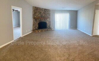 2021 Highridge Dr SW in Huntsville, AL - Building Photo