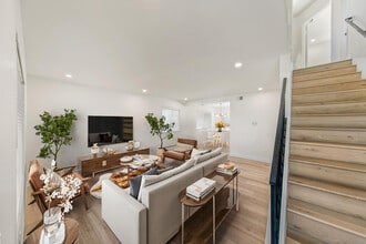 1754 Hanford Dr in San Diego, CA - Building Photo - Building Photo