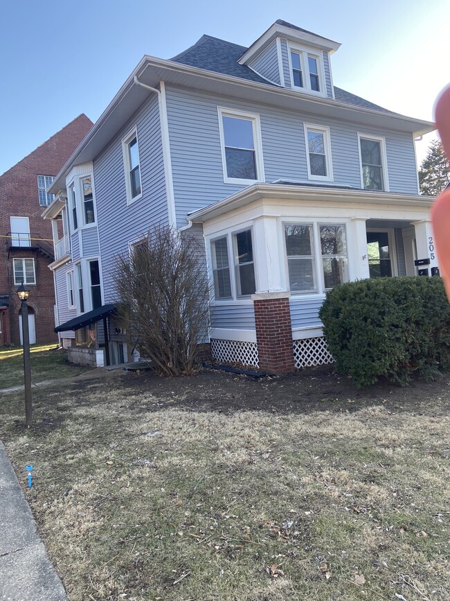 205 W High St in Urbana, IL - Building Photo - Building Photo
