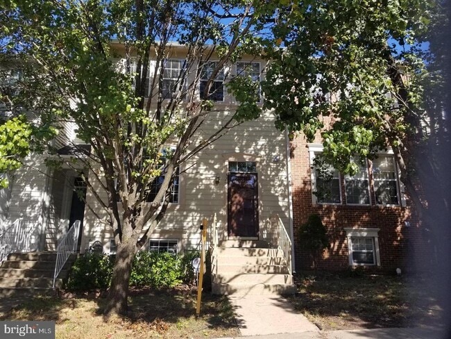 property at 3290 Gina Pl