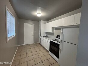 3906 Harrison Ave in El Paso, TX - Building Photo - Building Photo