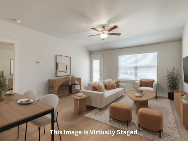 property at 1704 Highland Loop