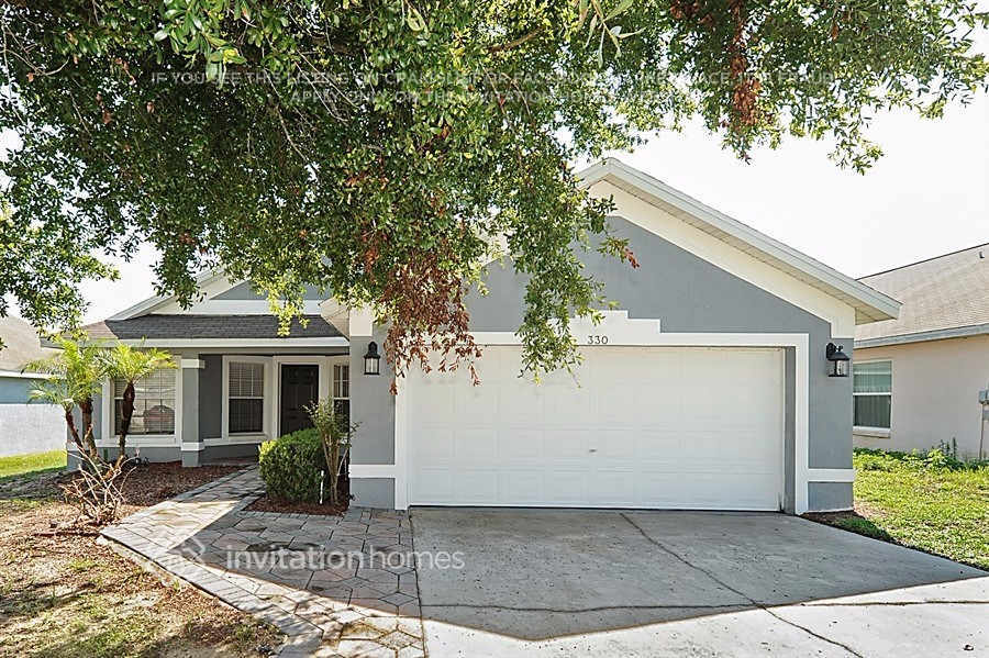 330 King George Dr in Davenport, FL - Building Photo