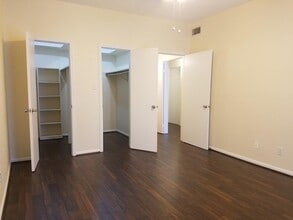 2425 Underwood St in Houston, TX - Building Photo - Building Photo