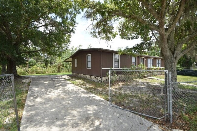 2416 Kyle St in Lakeland, FL - Building Photo - Building Photo