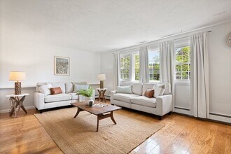 112 Argilla Rd in Andover, MA - Building Photo - Building Photo