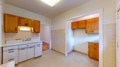 4839 N Kenneth Ave, Unit # 1 in Chicago, IL - Building Photo - Building Photo