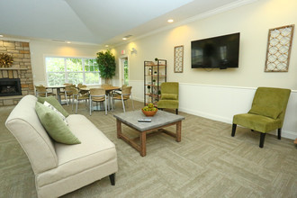 Canterbury East Apartments in Mt. Pleasant, MI - Foto de edificio - Interior Photo