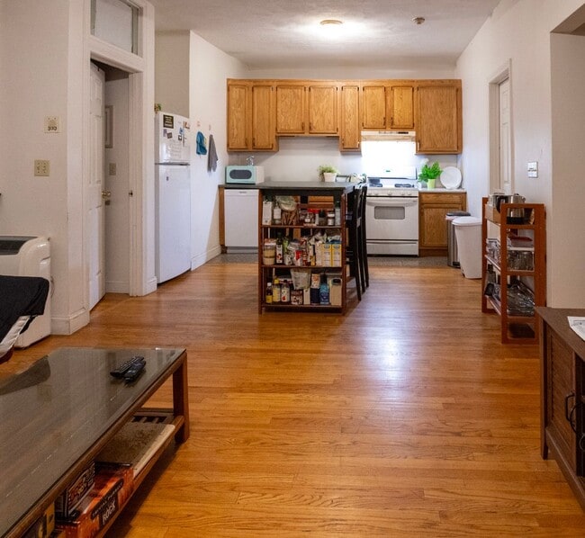 25 Cummings Rd in Boston, MA - Building Photo - Building Photo