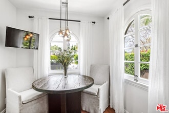 434 Orlando Ave in West Hollywood, CA - Building Photo - Building Photo