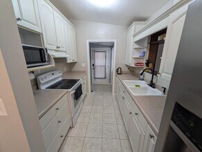 1657 Louvre Dr in Jacksonville, FL - Building Photo - Building Photo