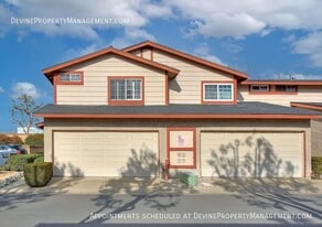 902 California Privado in Ontario, CA - Building Photo