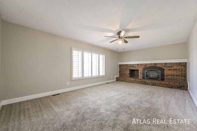 17327 E Asbury Cir in Aurora, CO - Building Photo - Building Photo