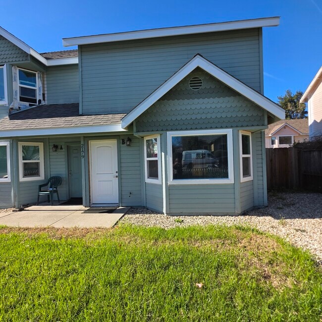 2179 Beebee St in San Luis Obispo, CA - Building Photo - Building Photo
