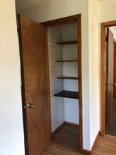 20 Manners Ave, Unit # 6 in Seymour, CT - Building Photo - Building Photo