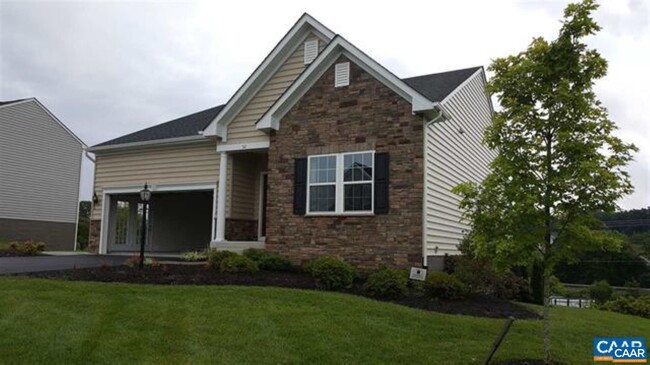 52 Holly Hill Dr in Ruckersville, VA - Foto de edificio - Building Photo