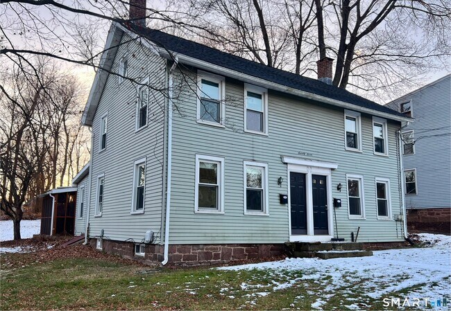 77 Freestone Ave in Portland, CT - Building Photo - Building Photo