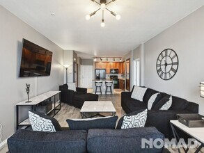 15460 Canyon Gulch Ln in Englewood, CO - Foto de edificio - Building Photo