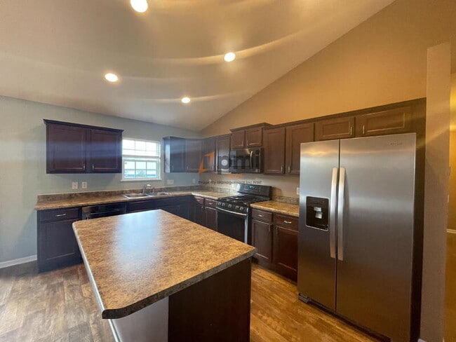 10880 Mississippi St in Crown Point, IN - Building Photo - Building Photo