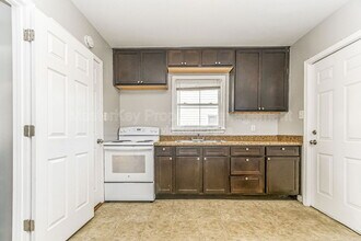 208 E Geer St in Durham, NC - Building Photo - Building Photo