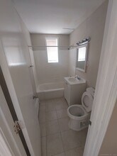 63 Huntington St in Hartford, CT - Building Photo - Building Photo