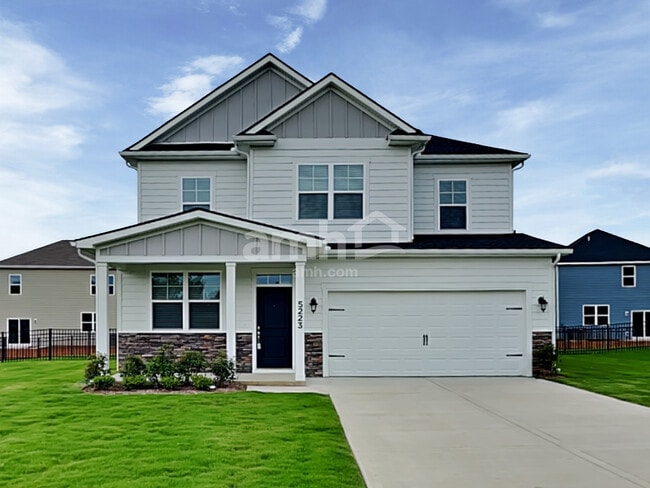 property at 5223 Valor Dr