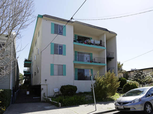 660 Vernon St in Oakland, CA - Foto de edificio - Building Photo
