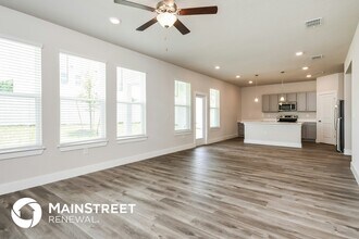 313 Pine St in DeLand, FL - Building Photo - Building Photo